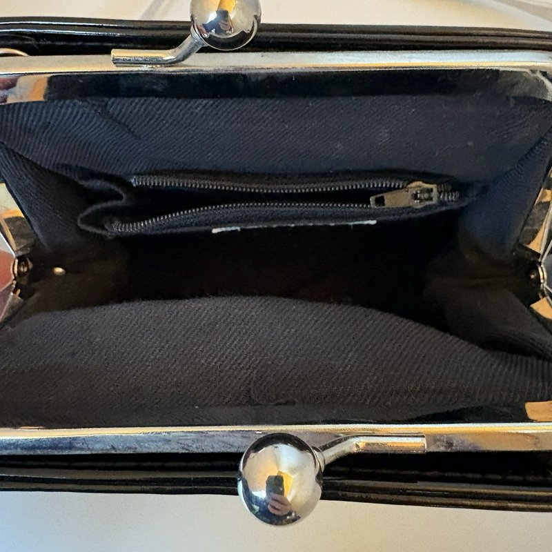 Vintage Objectives Black Patent Vinyl Kiss Lock Crossbody Purse w/ White Trim