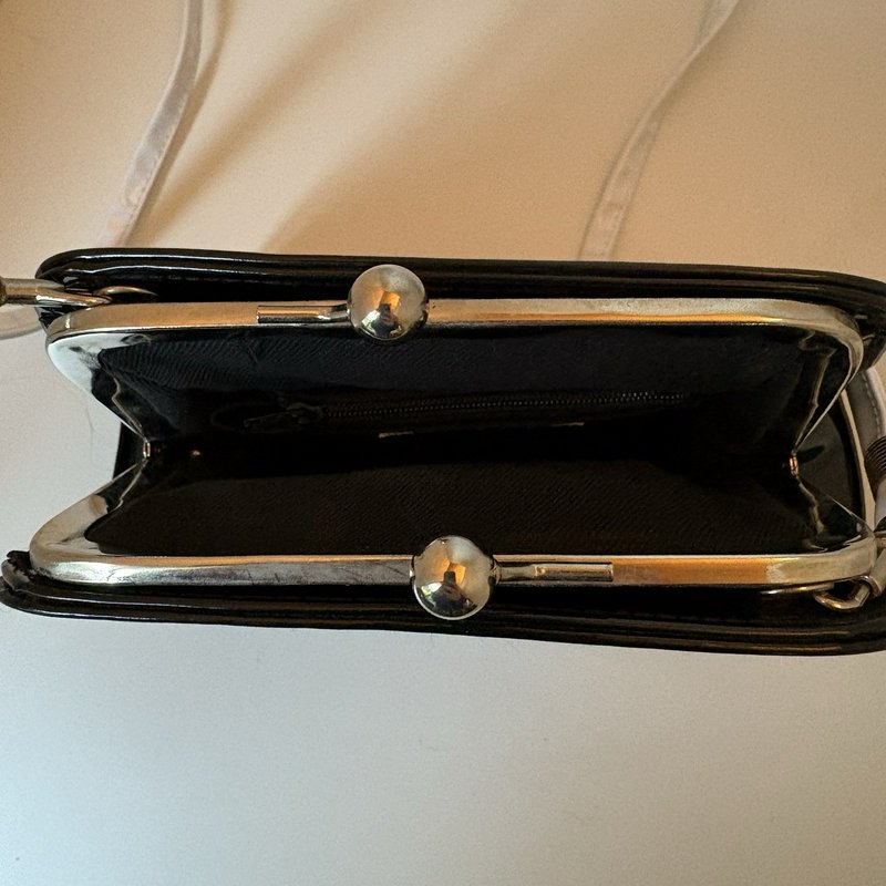 Vintage Objectives Black Patent Vinyl Kiss Lock Crossbody Purse w/ White Trim