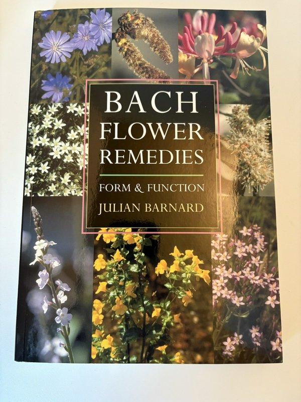 Bach Flower Remedies Form & Function Julian Barnard 2004 Paperback Like New