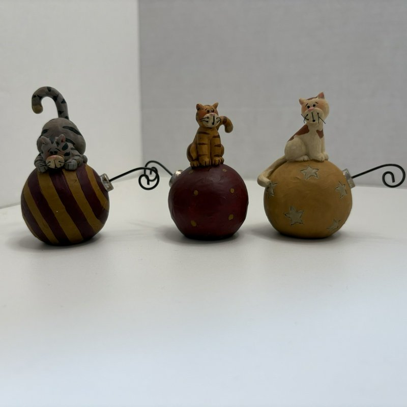 Rare Suzi Cats Figurines Lot of 3 Whimsical Cats on Christmas Ornaments