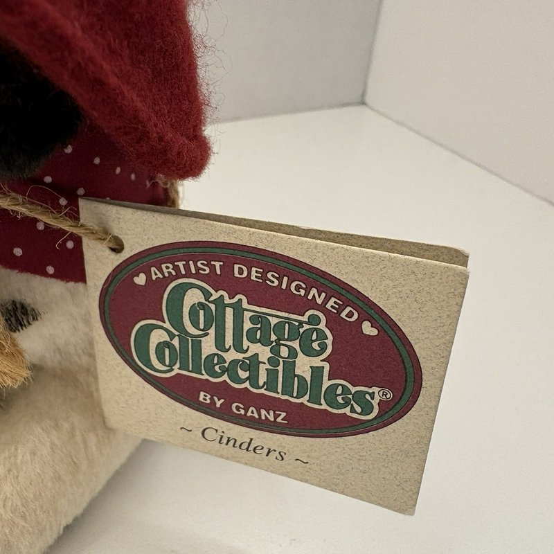 Ganz Cottage Collectibles Cinders Plush Dog Firefighter Hat Artist Designed 1998