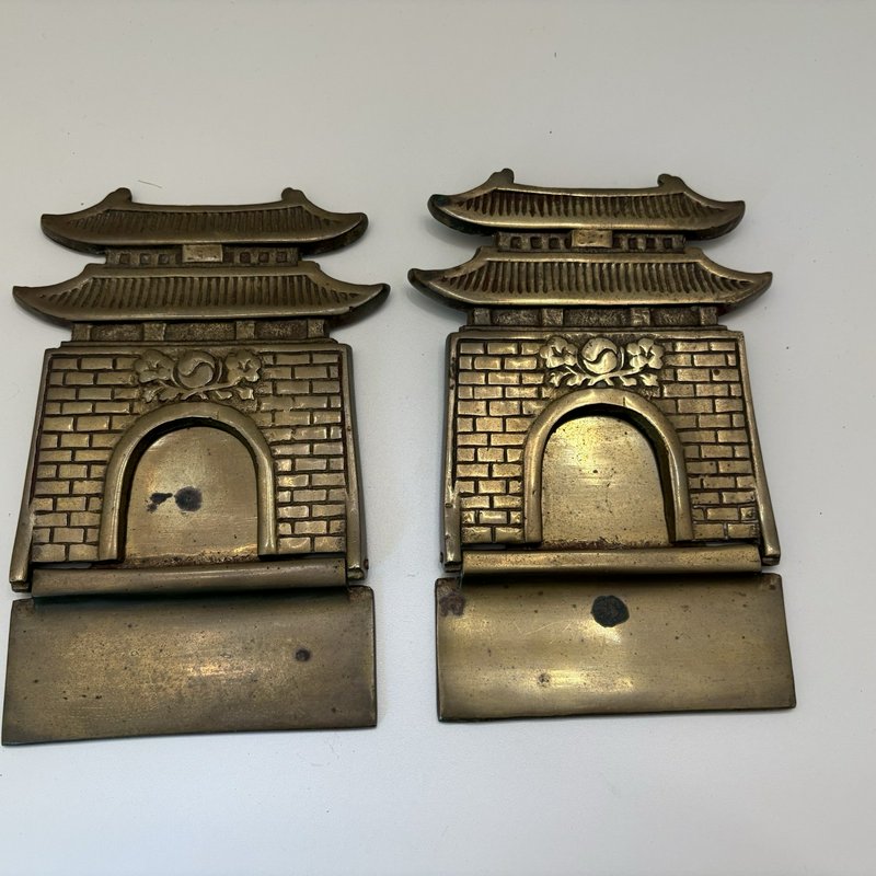 Vintage Brass Korean Gate Bookends Pagoda Style Stamped R.O.K. Mid Century Pair 