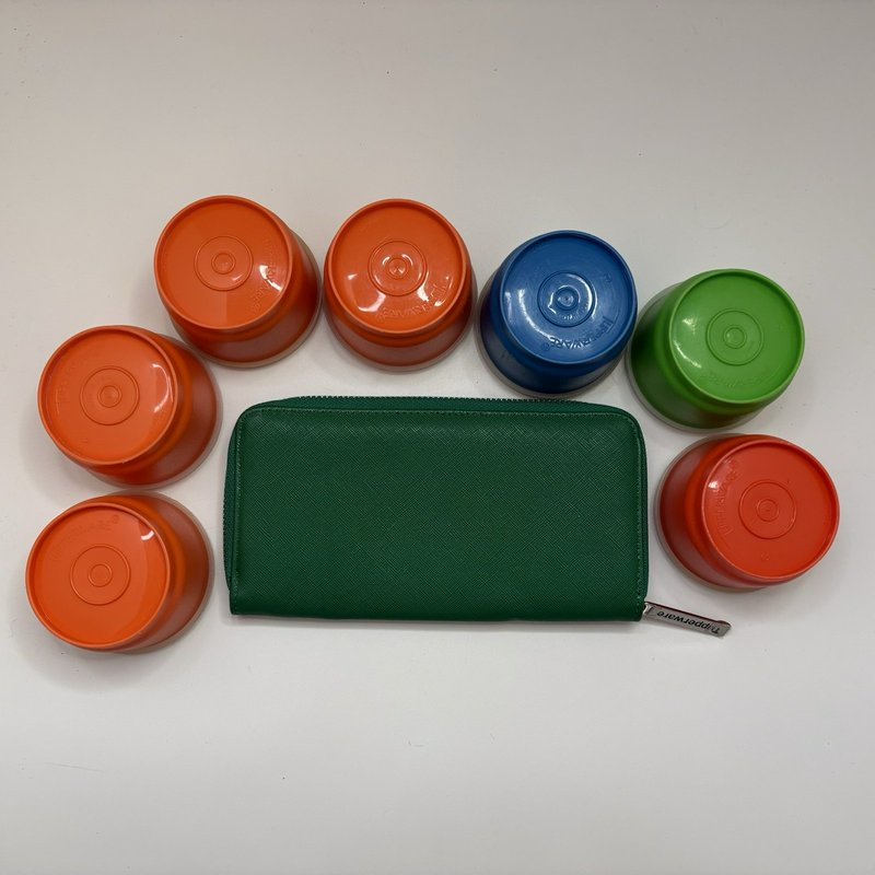 Vintage Tupperware Snack Cups 4 oz w/ Seals – 7 Pc Lot + Green Wallet Clutch