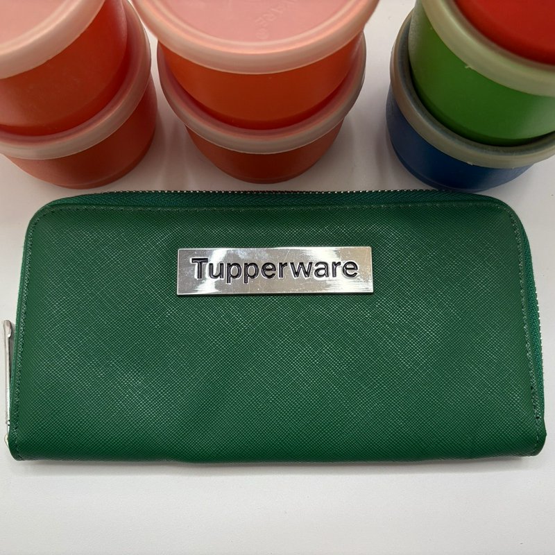 Vintage Tupperware Snack Cups 4 oz w/ Seals – 7 Pc Lot + Green Wallet Clutch