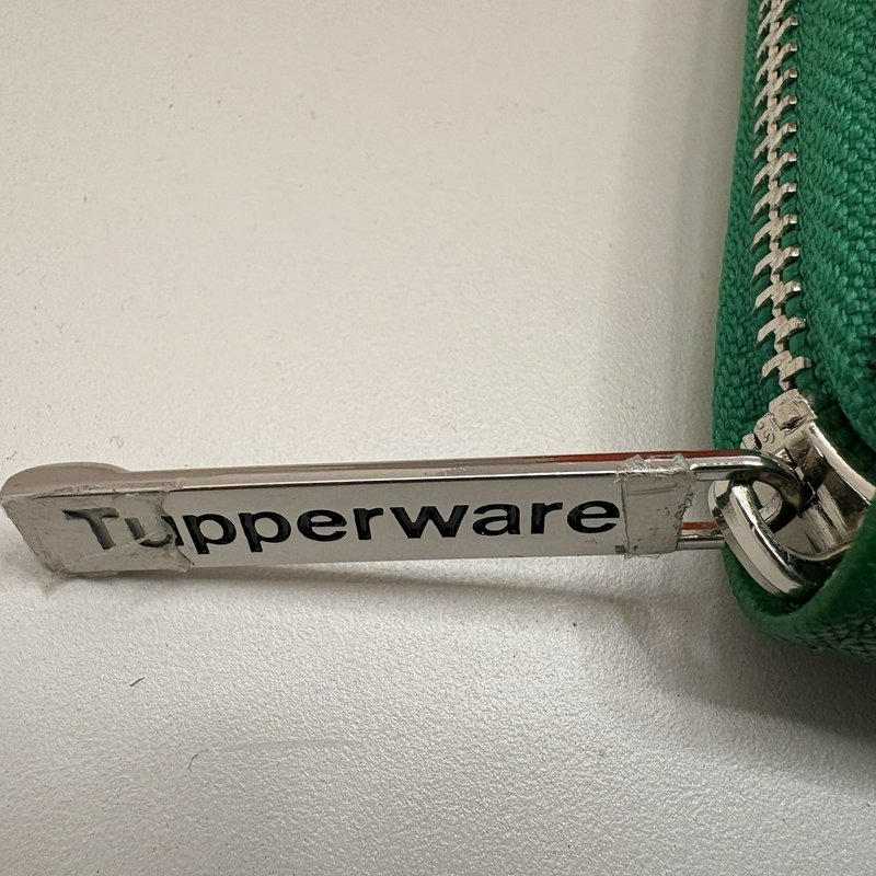 Vintage Tupperware Snack Cups 4 oz w/ Seals – 7 Pc Lot + Green Wallet Clutch