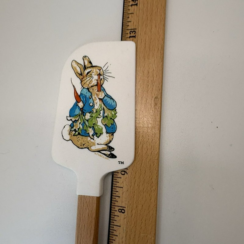 Williams Sonoma Peter Rabbit Spatula Easter Beatrix Potter 2017 Limited Edition