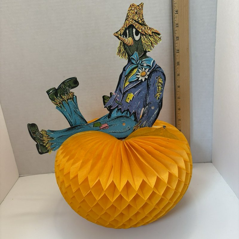 Vintage Beistle Halloween Scarecrow Pumpkin Honeycomb Centerpiece USA