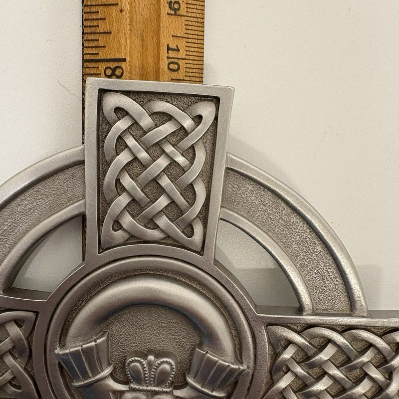 Celtic Cross Wall Plaque Claddagh Design Jeweled Cross Co. 2000 Ireland Decor 8”