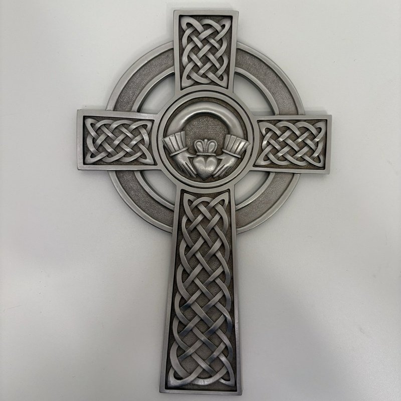 Celtic Cross Wall Plaque Claddagh Design Jeweled Cross Co. 2000 Ireland Decor 8”