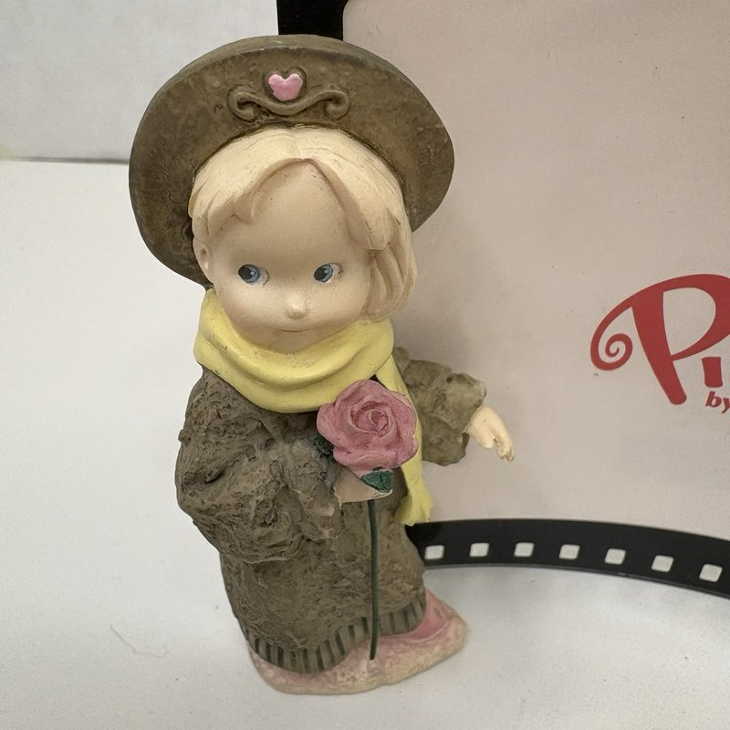 Enesco Photo Frame Kim Anderson Porcelain Bisque Pretty As A Picture 1997