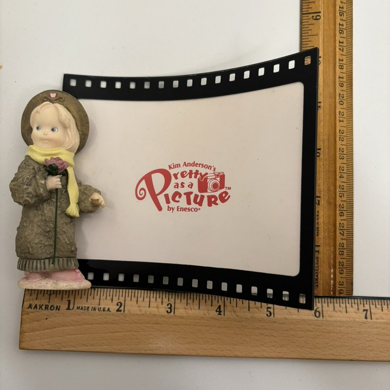 Enesco Photo Frame Kim Anderson Porcelain Bisque Pretty As A Picture 1997