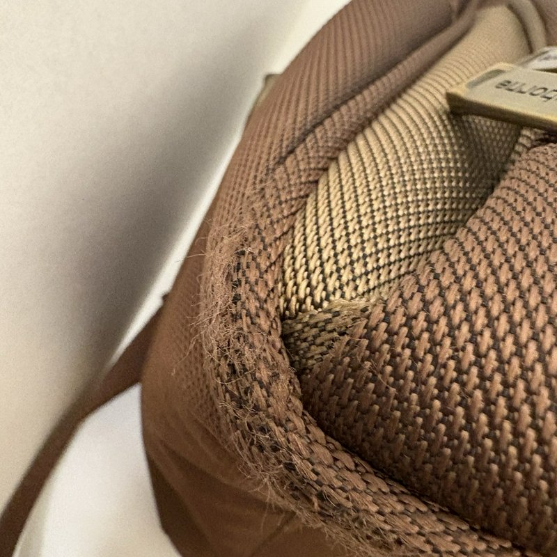 Claiborne Brown Overnight Weekender Travel Bag Carry On 16x9x11 Lock and Keys