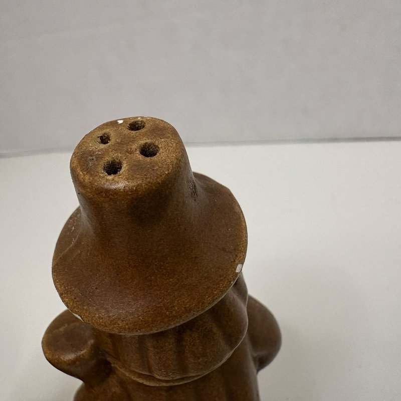 Vintage Hallmark Pilgrims Centerpiece & Salt Pepper Shakers Thanksgiving