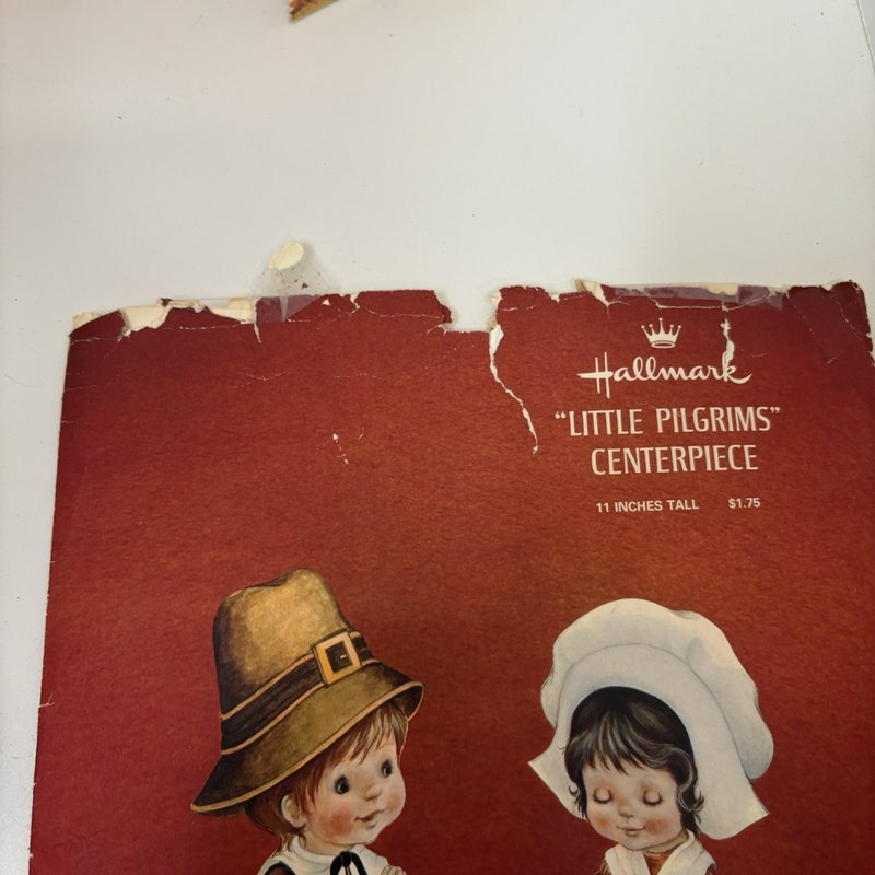 Vintage Hallmark Pilgrims Centerpiece & Salt Pepper Shakers Thanksgiving