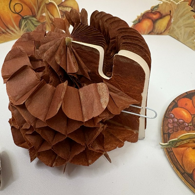 Vintage Hallmark Pilgrims Centerpiece & Salt Pepper Shakers Thanksgiving