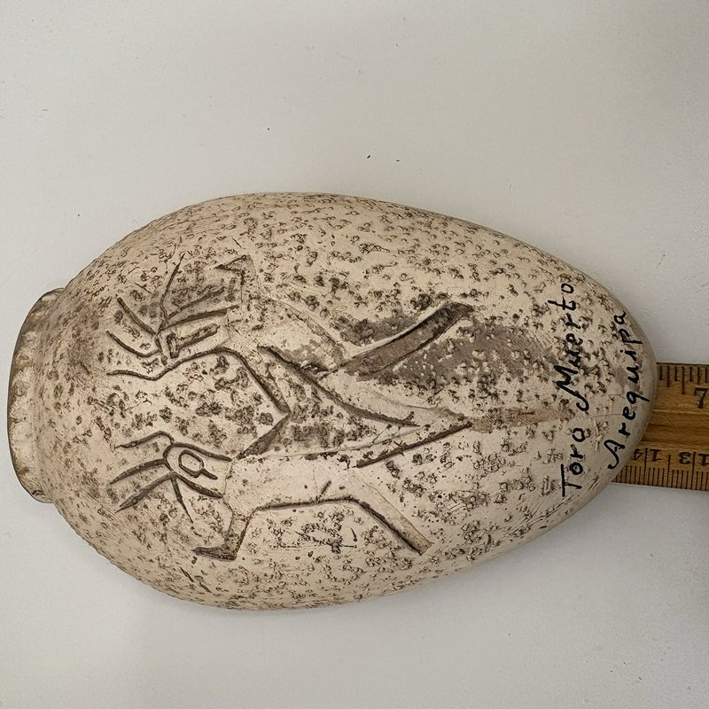 Peruvian Wall Pocket Vase Toro Muerto Petroglyph Design Arequipa Folk Art