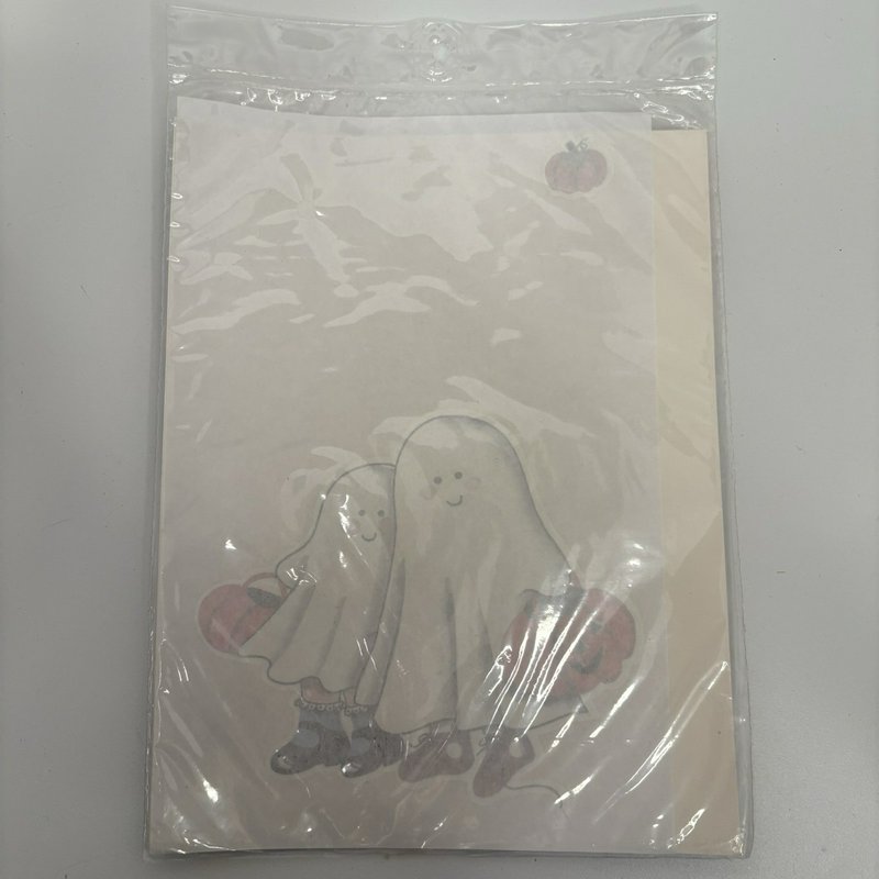 Vintage Banar Designs Full Color Halloween Ghost Iron-On Transfer Decal NOS