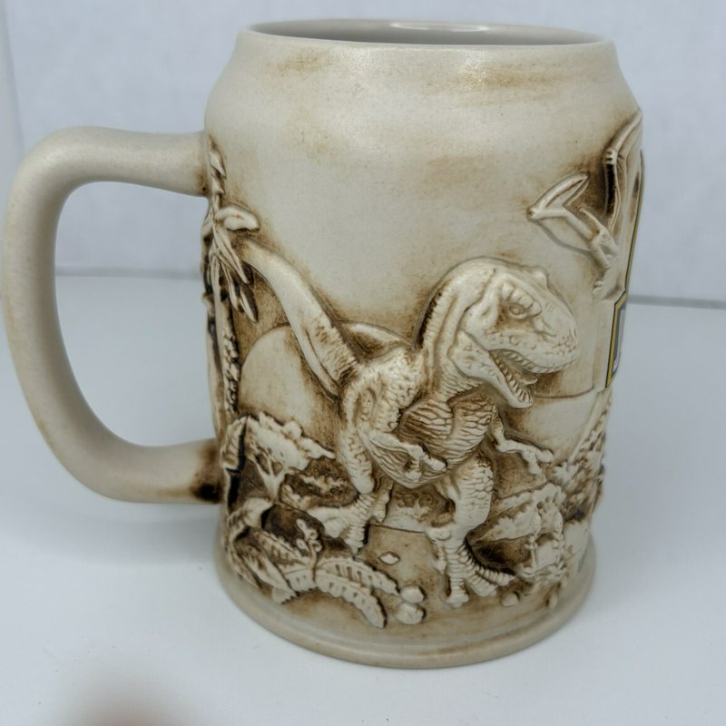Jurassic Park Universal Studios 1993 Ceramic Beer Stein Mug Dinosaurs Amblin