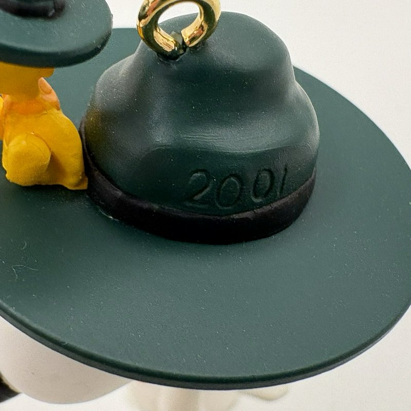 2001 Hallmark Keepsake “Beaglescout” Spotlight on Snoopy Ornament #4