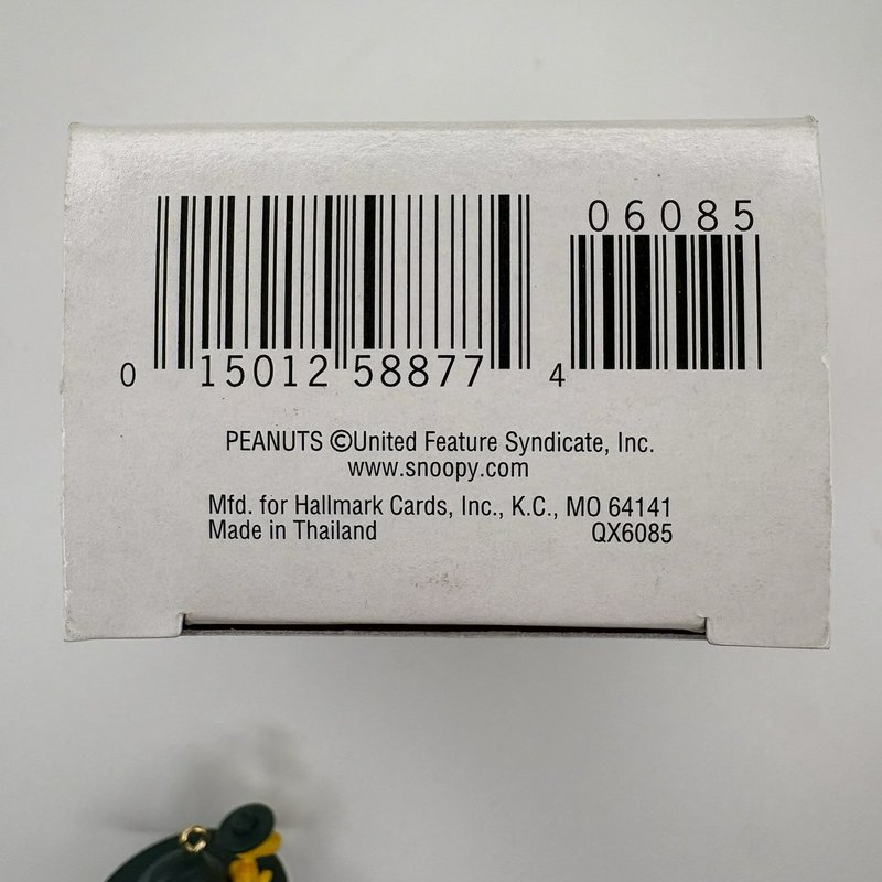 2001 Hallmark Keepsake “Beaglescout” Spotlight on Snoopy Ornament #4