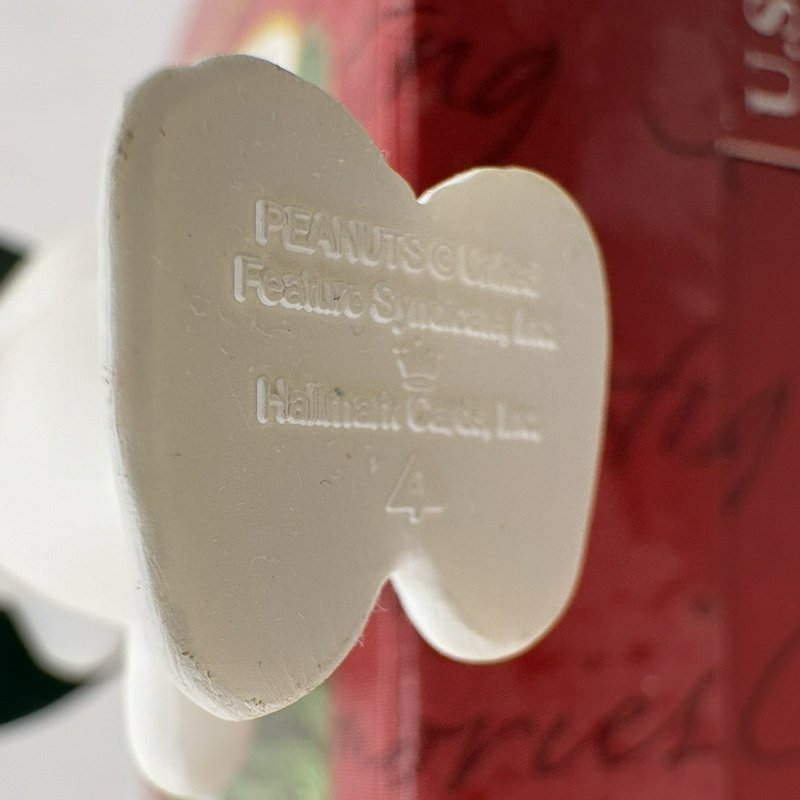 2001 Hallmark Keepsake “Beaglescout” Spotlight on Snoopy Ornament #4