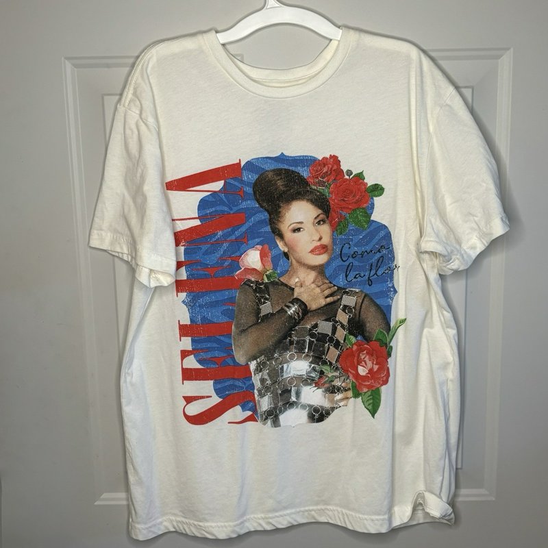 Selena Quintanilla Como La Flor Official Graphic T-Shirt White Size L