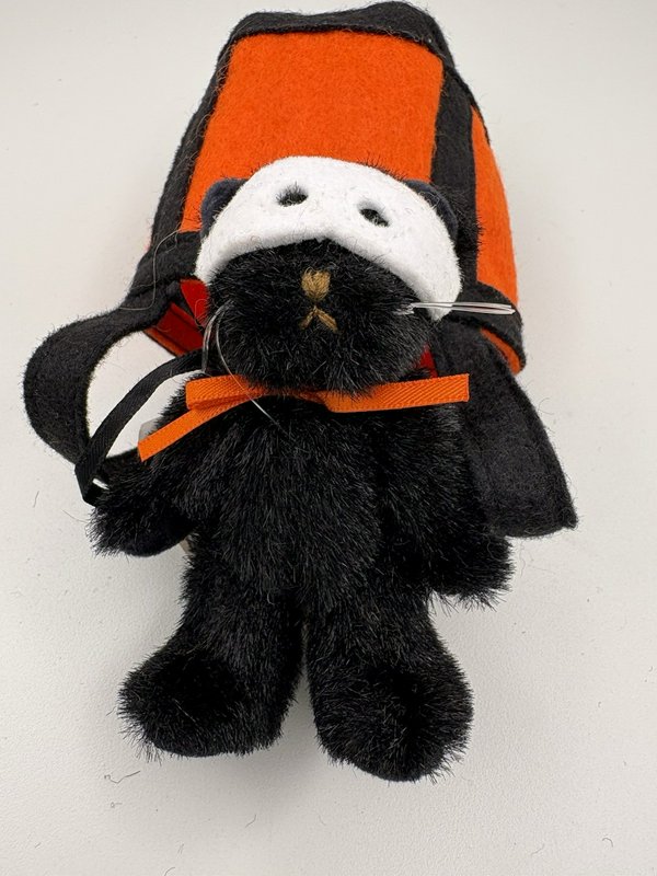 Boyds Head Bean Collection Halloween Cat & Bear Plush Set Candy Corn & Pumpkin