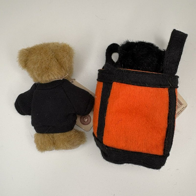 Boyds Head Bean Collection Halloween Cat & Bear Plush Set Candy Corn & Pumpkin