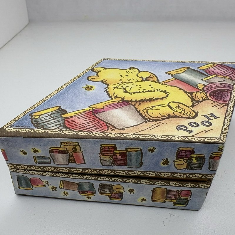 Disney Winnie the Pooh Figurine with Honey Pot Miniature + Pooh Gift Box