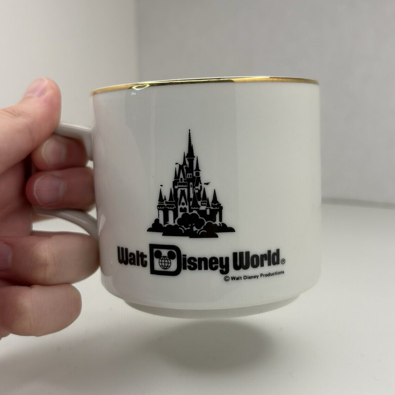 Vintage 1970s Walt Disney World Mug Gold Trim Castle Japan Disney Productions