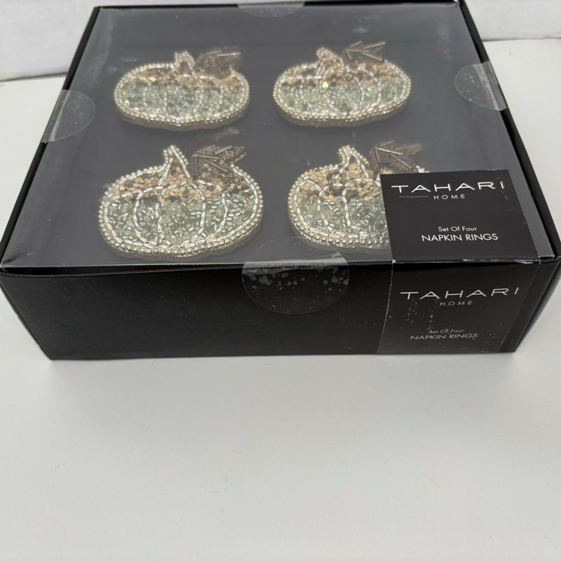 Tahari Home Beaded Pumpkin Napkin Rings Set of 4 New in Box Fall Table Decor
