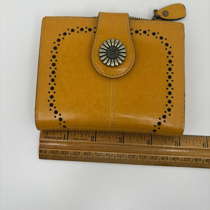 Lavemi RFID Leather Wallet Mustard Yellow Western Sunflower Concho Bifold