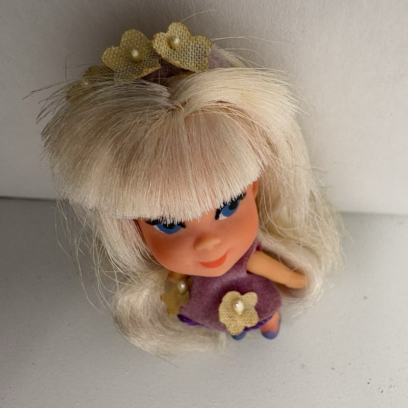 1966 Mattel Lucky Locket Kiddle Lilac Doll – Gold Frame Purple Dress Hong Kong