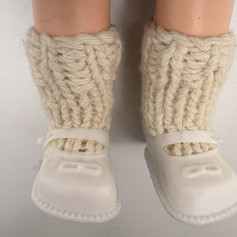 Wellwood Doll Selkirk Scotland Hand-Dressed w/ Original Tag & Tartan Outfit