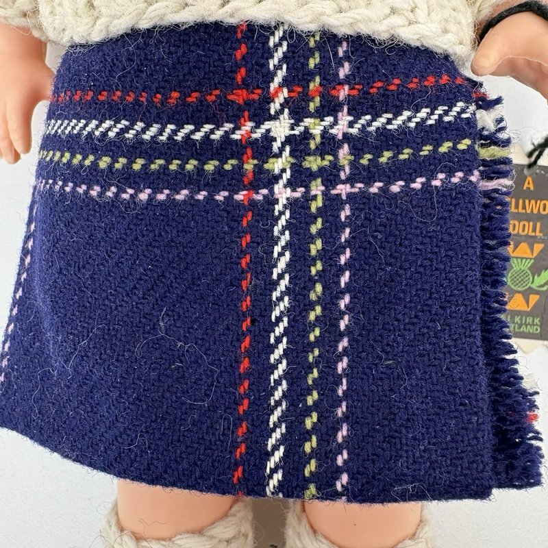 Wellwood Doll Selkirk Scotland Hand-Dressed w/ Original Tag & Tartan Outfit