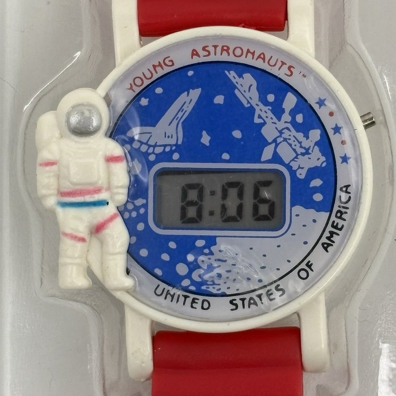 Vintage 1986 Cap’n Crunch Young Astronauts Digital Watch NOS Made in Hong Kong 