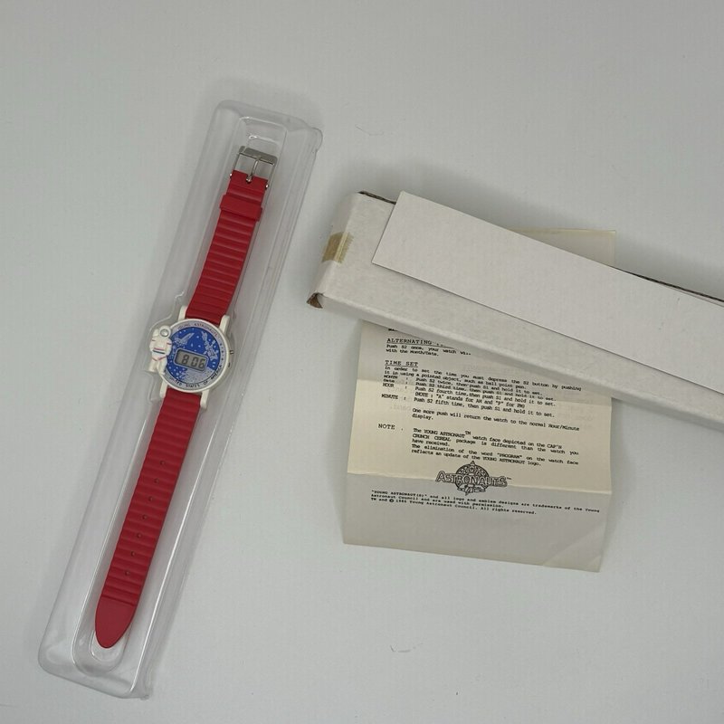 Vintage 1986 Cap’n Crunch Young Astronauts Digital Watch NOS Made in Hong Kong 