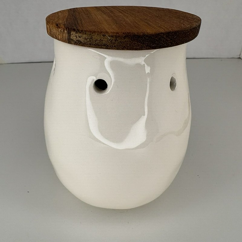 Mud Pie Bistro Garlic Keeper Ceramic Jar with Wood Lid Kitchen Storage 2016