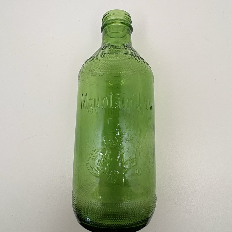 Vintage Mountain Dew Bottle & Retro Ya-hoo! Hillbilly Large T-Shirt Lot