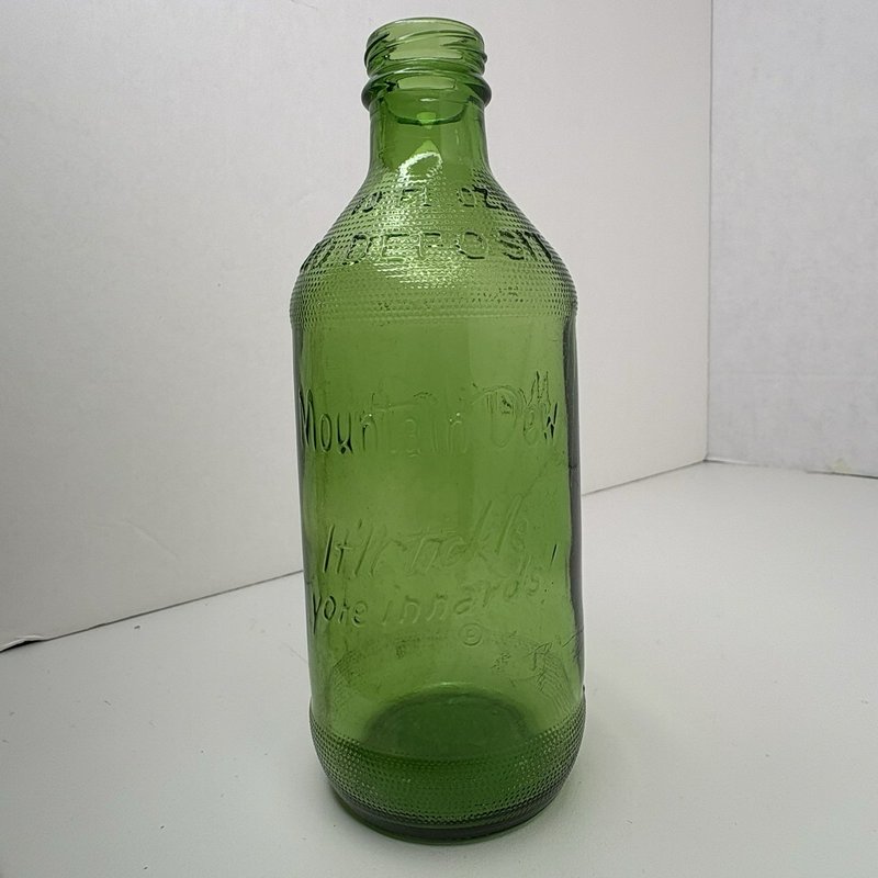 Vintage Mountain Dew Bottle & Retro Ya-hoo! Hillbilly Large T-Shirt Lot