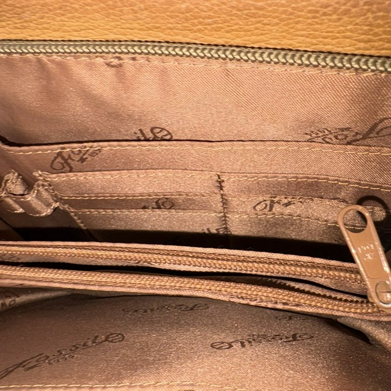 Fossil 75082 Tan Leather Crossbody Bag w/ Key Charm Brass Hardware Vintage