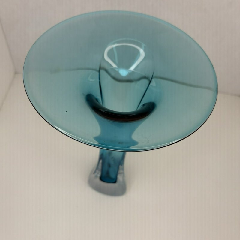 Jonathan Winfisky Signed Teal Fluted Art Glass Vase 2000 Studio Glass