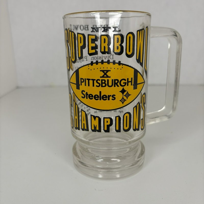 Vintage Pittsburgh Steelers “SUPER BOWL X CHAMPIONS” Glass Mug with Gold Rim
