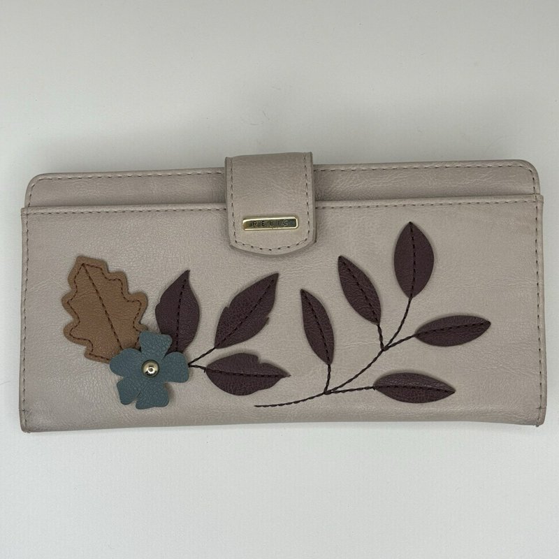 Relic by Fossil Taupe Floral Applique Wallet Faux Leather Zip Coin Compartment