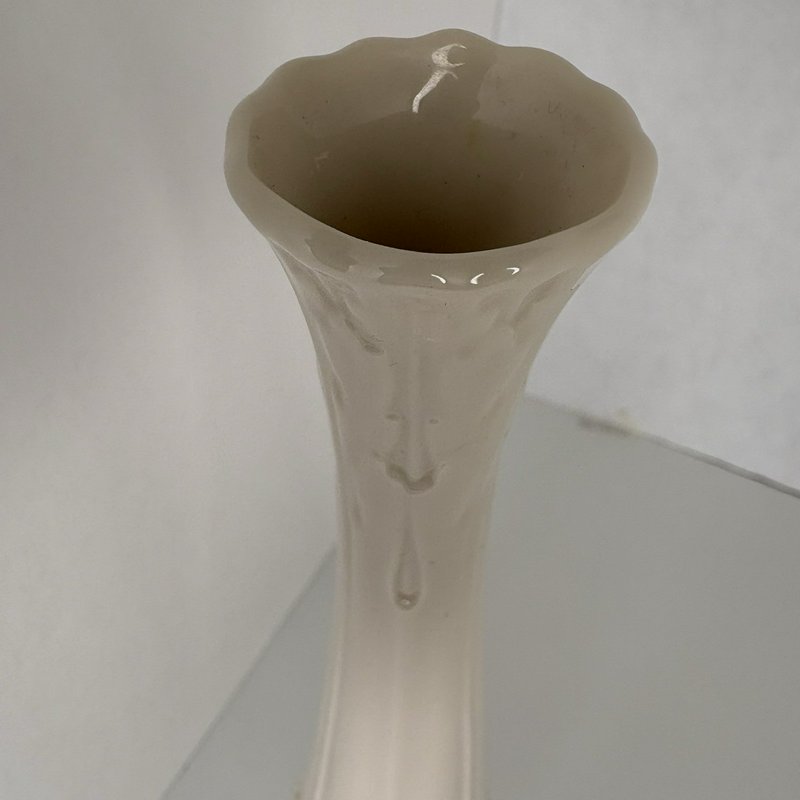 Lenox Florentine Ivory Porcelain Bud Vase 10.5” Leaf Design Made in USA