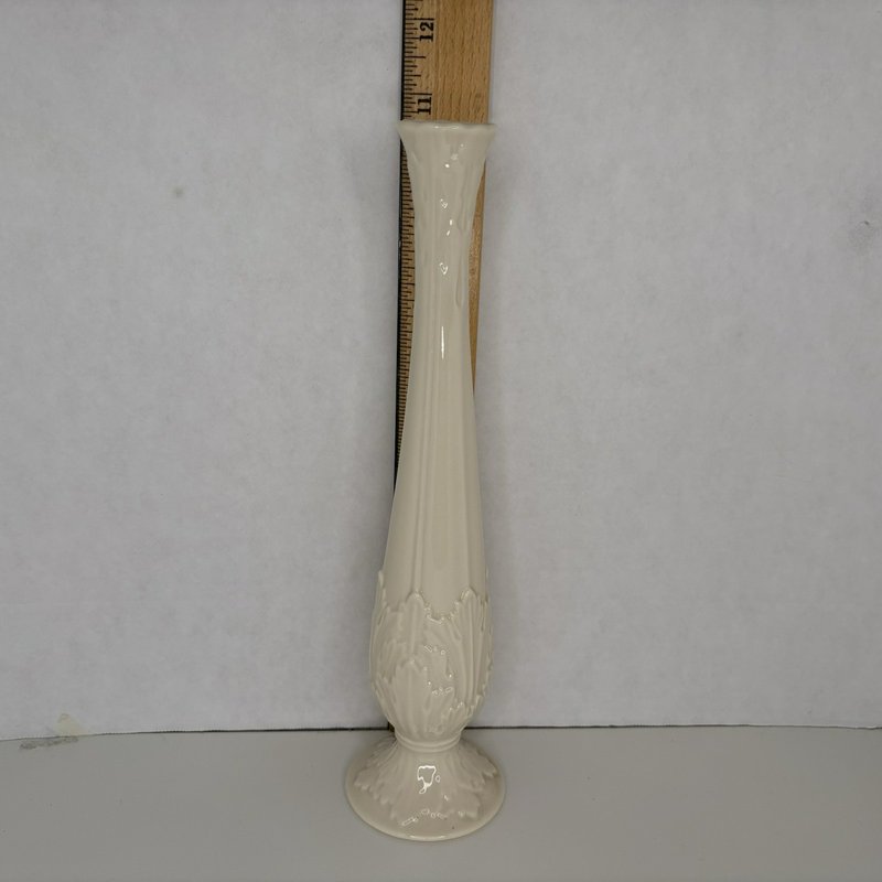 Lenox Florentine Ivory Porcelain Bud Vase 10.5” Leaf Design Made in USA