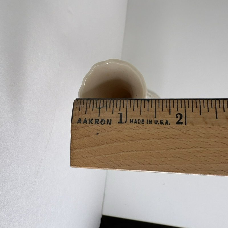 Lenox Florentine Ivory Porcelain Bud Vase 10.5” Leaf Design Made in USA