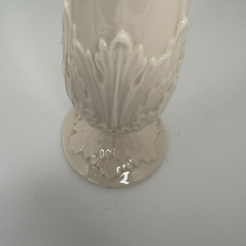 Lenox Florentine Ivory Porcelain Bud Vase 10.5” Leaf Design Made in USA
