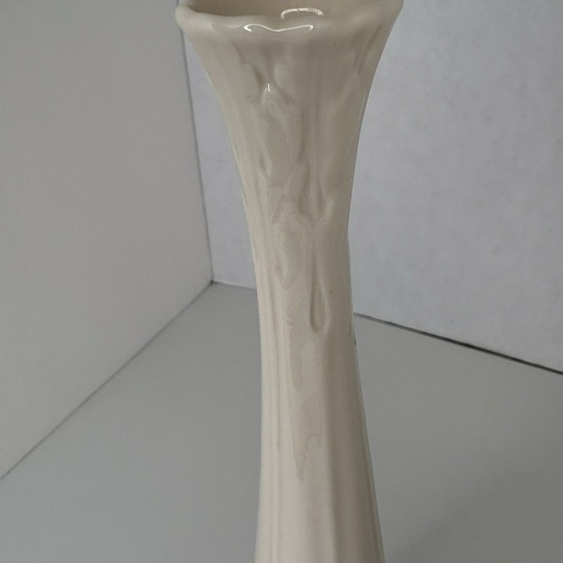 Lenox Florentine Ivory Porcelain Bud Vase 10.5” Leaf Design Made in USA