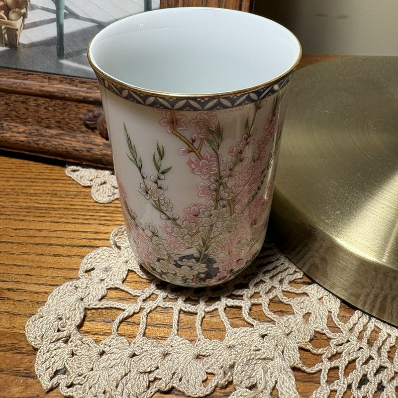 1981 Franklin Porcelain Japan February Peach Blossom Cup Twelve Months of Year